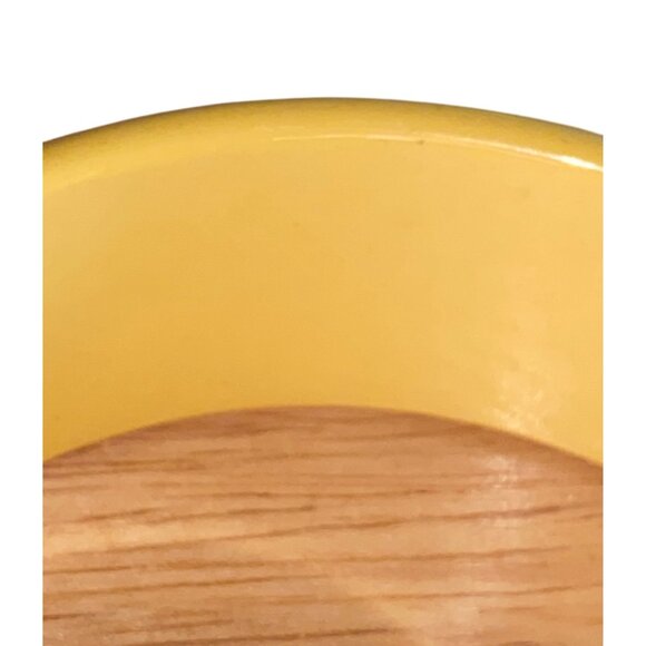 Pair Of Vintage Yellow Bakelite Bangle Bracelets Set - Picture 6 of 8